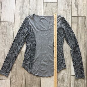 Lululemon long sleeve top